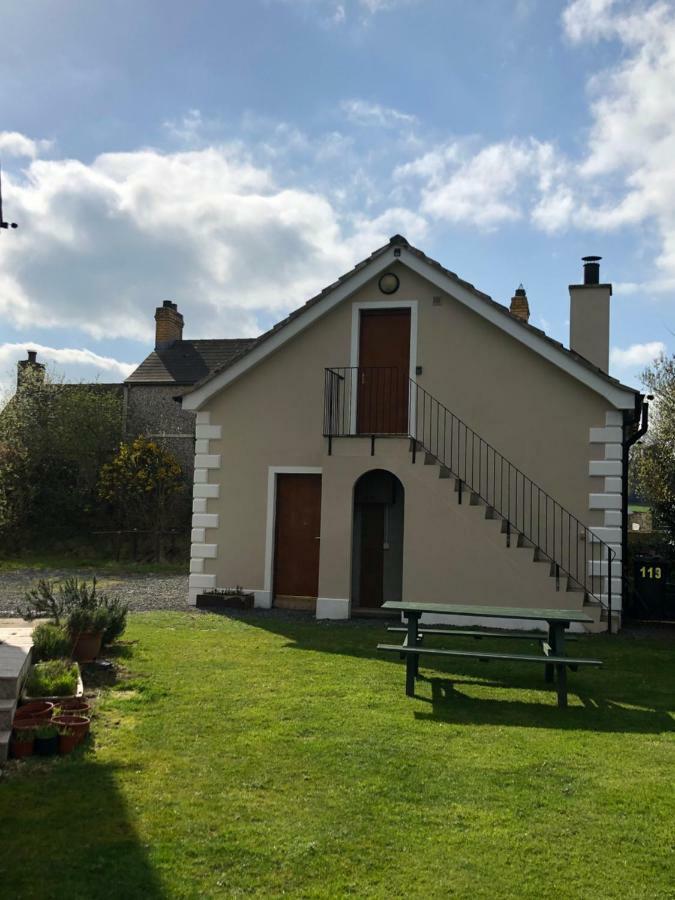 Rural Long Term Accommodation Hillsborough Exteriér fotografie